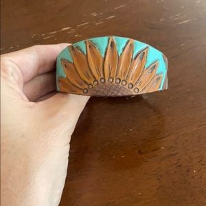 Super cute sunflower tooled bracelet